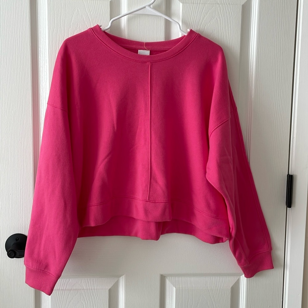 All in Motion boxy fit cropped pullover